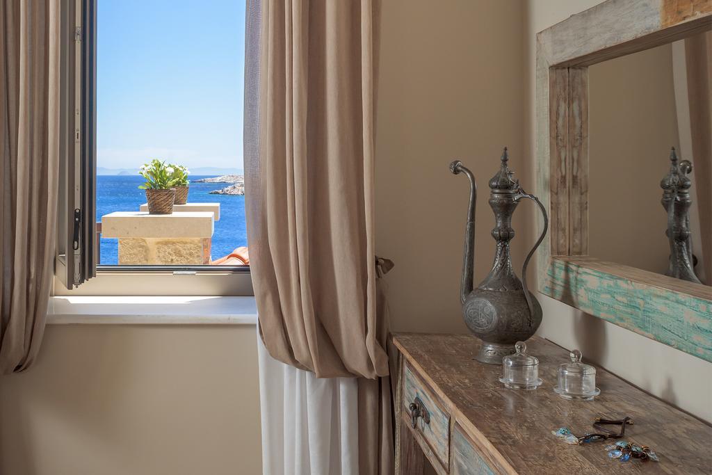 Villa Admiral'S House Chalki Town Exterior foto